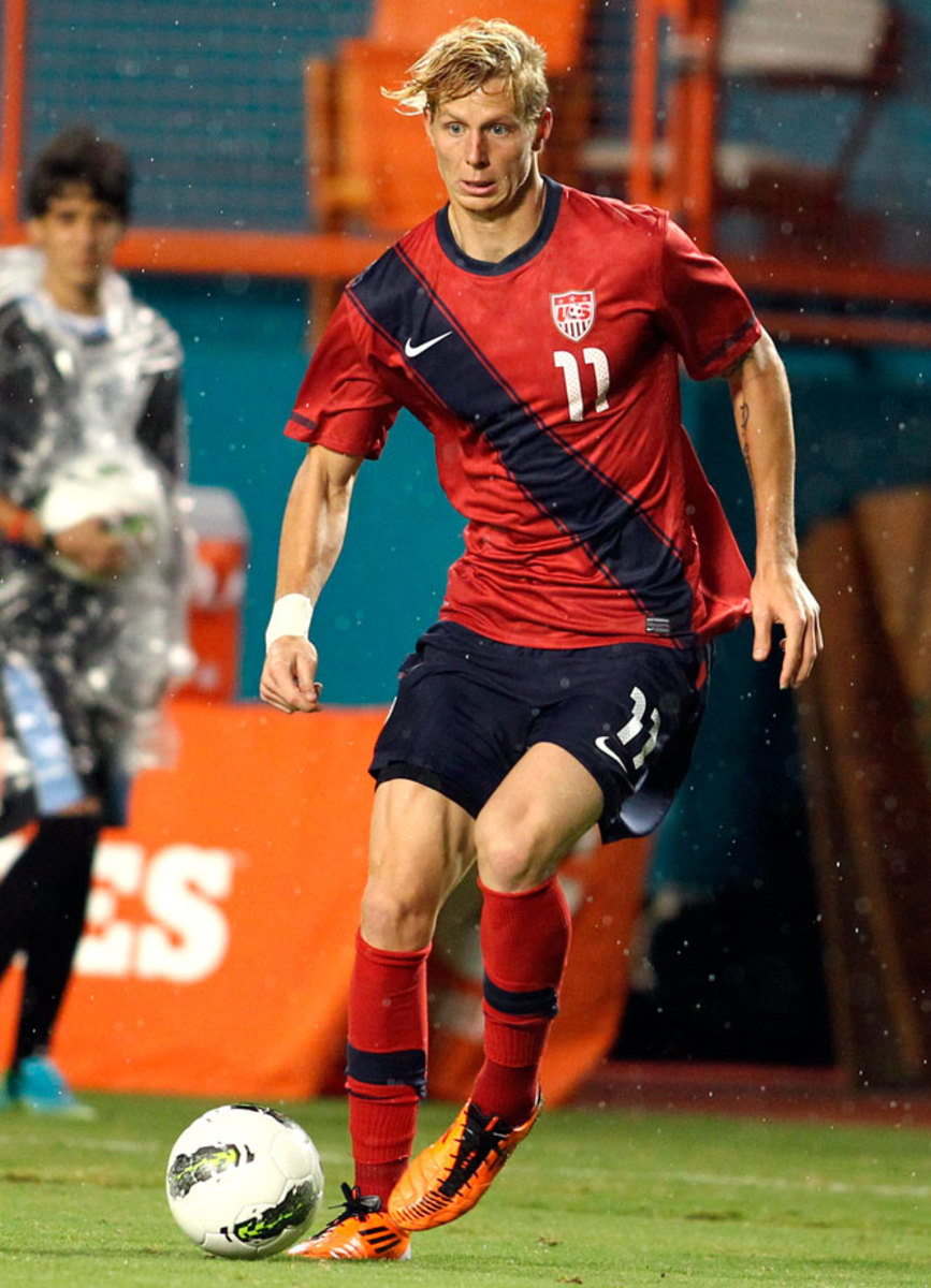 2011-USA-third-uniform-Brek-Shea.jpg